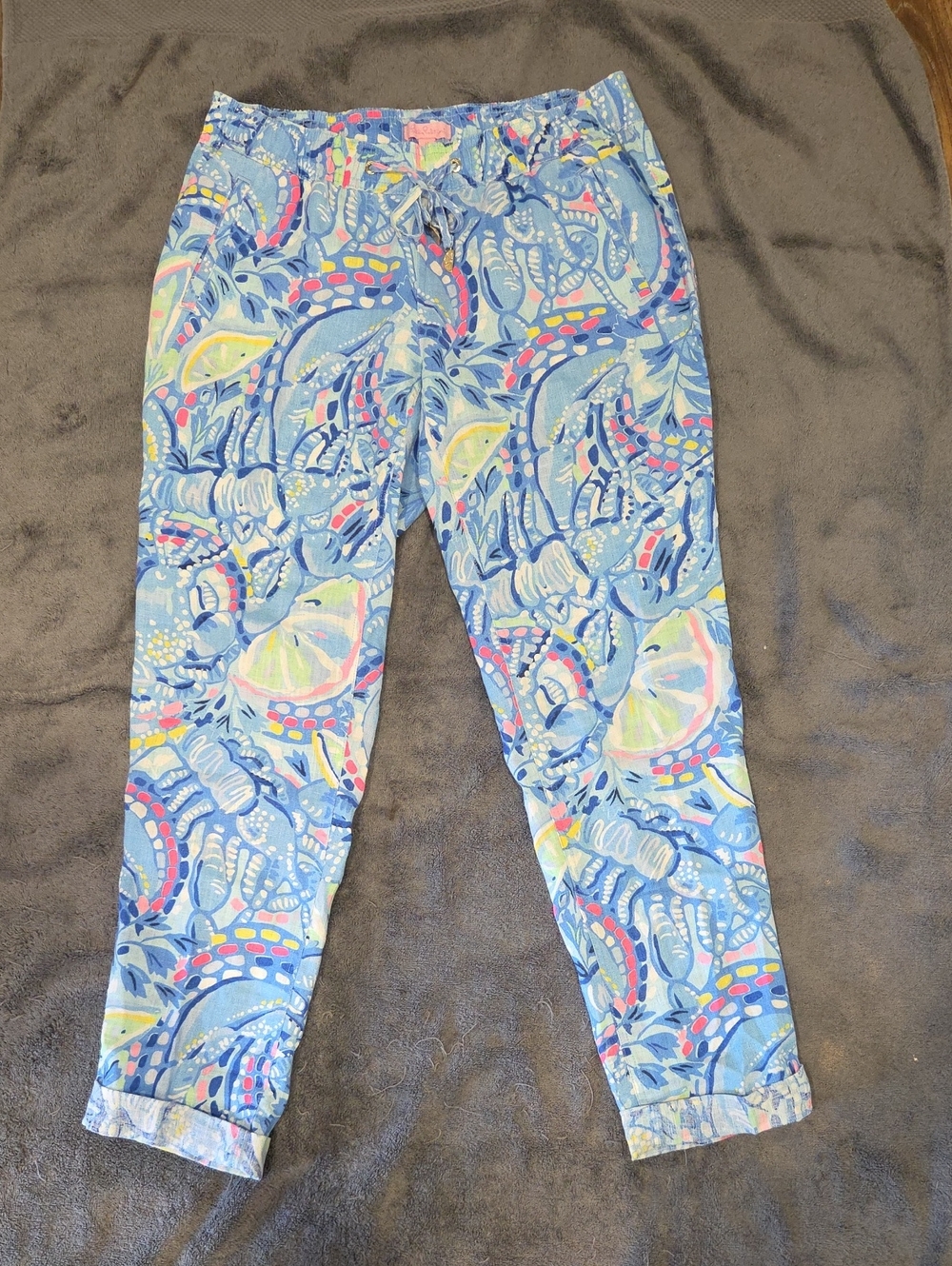 Casual Women's Cropped Drawstring Pants in Light Blue Floral Print